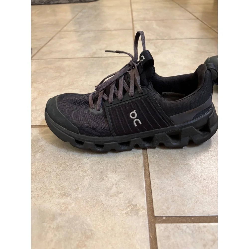On Cloudpulse Kids Training Shoes Black Helion CloudTec Sneakers 6.5Y
